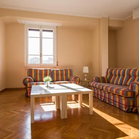 Ponte Vecchio Exclusive Flat